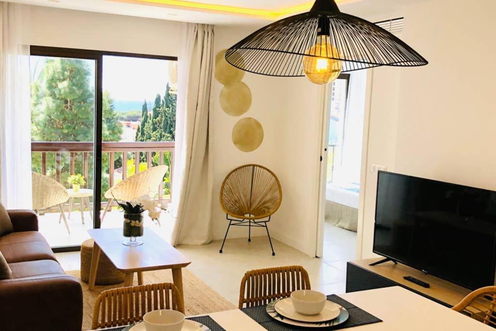 Luxury Modern Apartment By The Beach Malaga Zewnętrze zdjęcie